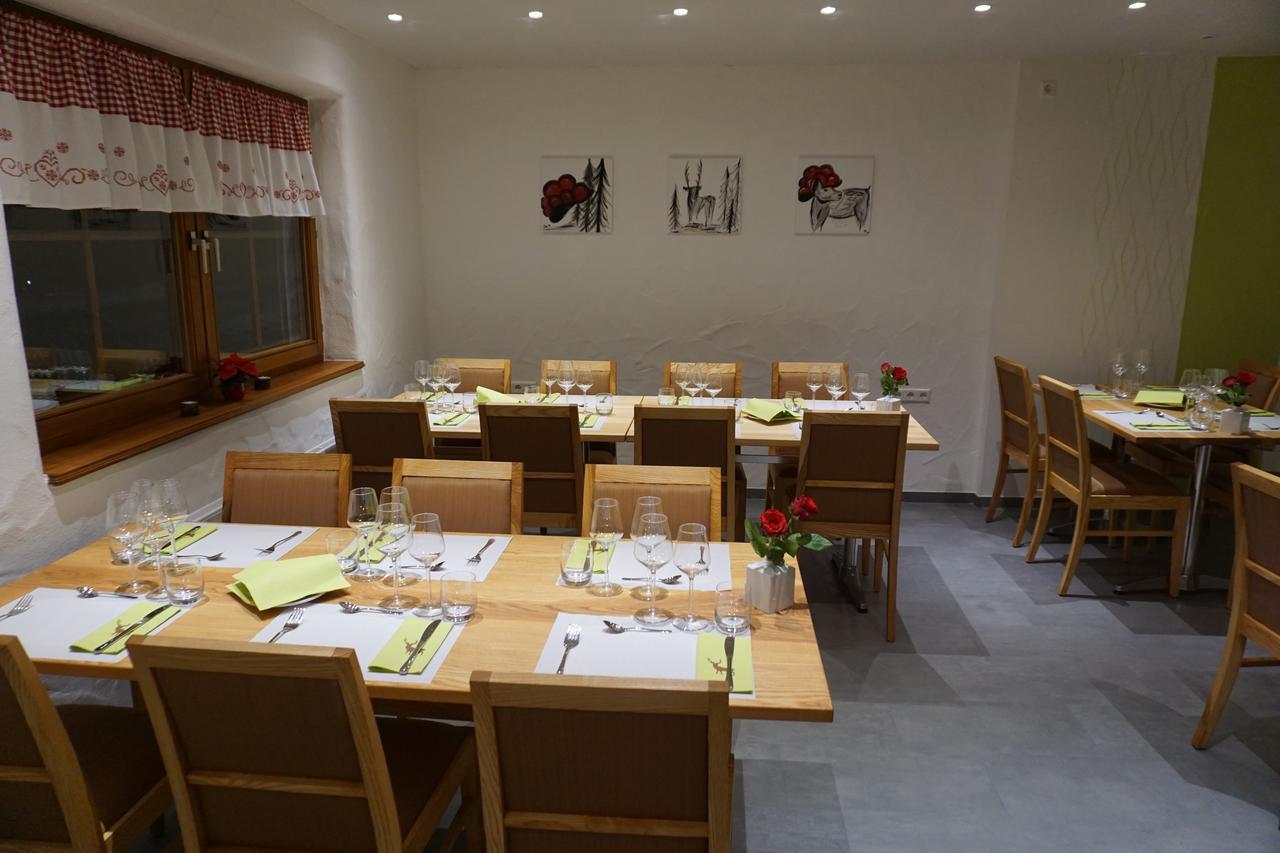Dachsberg im Schwarzwald Pension Gasthaus Zur Schmiede מראה חיצוני תמונה