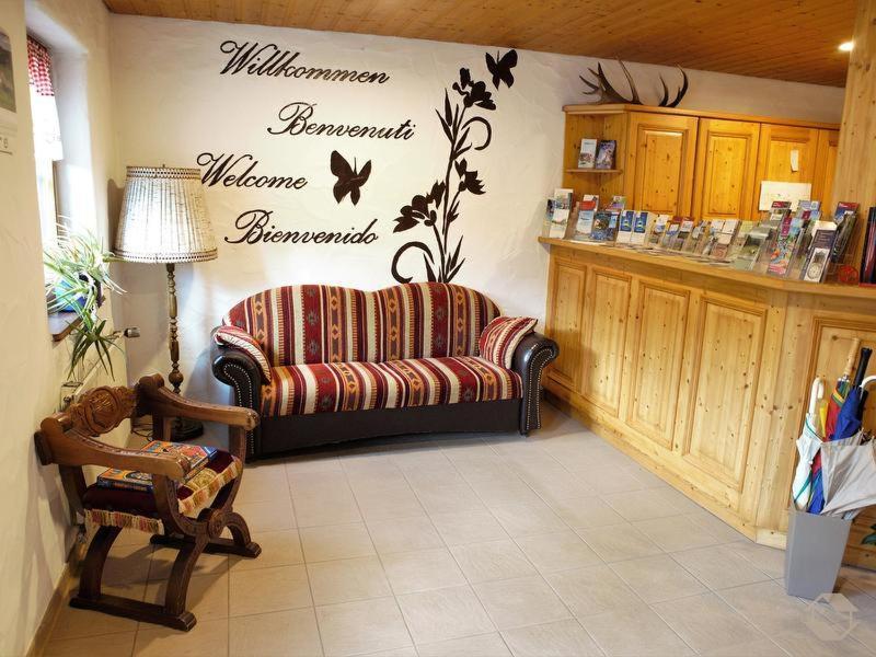 Dachsberg im Schwarzwald Pension Gasthaus Zur Schmiede מראה חיצוני תמונה