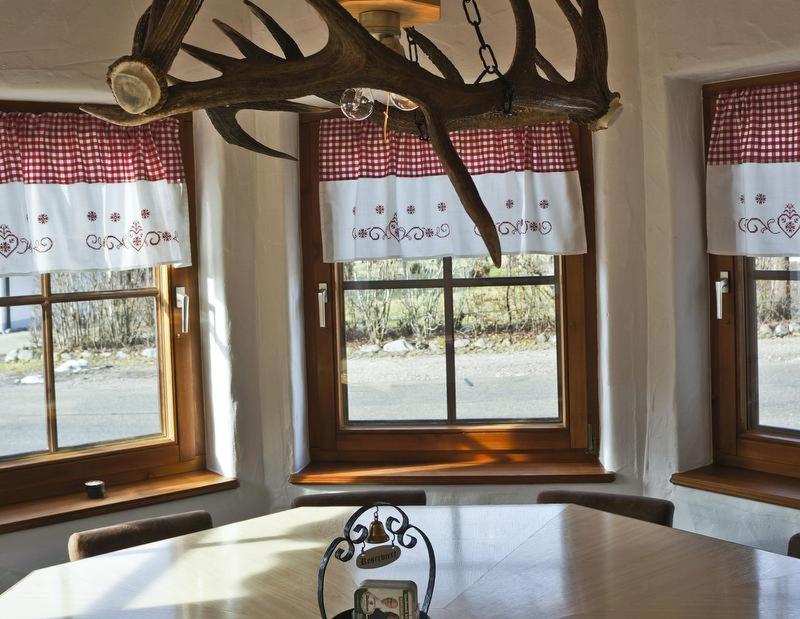 Dachsberg im Schwarzwald Pension Gasthaus Zur Schmiede מראה חיצוני תמונה