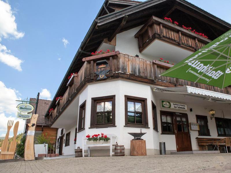 Dachsberg im Schwarzwald Pension Gasthaus Zur Schmiede מראה חיצוני תמונה